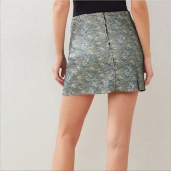 Free People Skinny Allover Sequin Army Camo Mini Skirt Women's Size 6 New with T - Picture 10 of 11